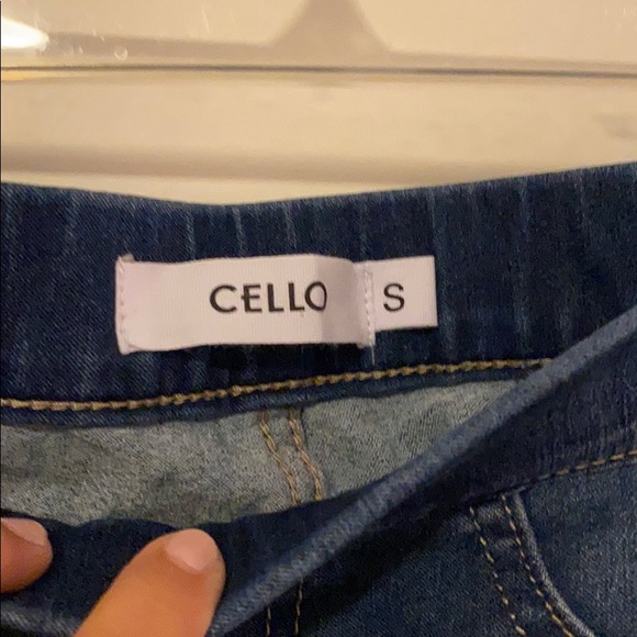 Jeans - Picture 2 of 2